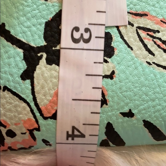 Floral wallet read description - Picture 7 of 7